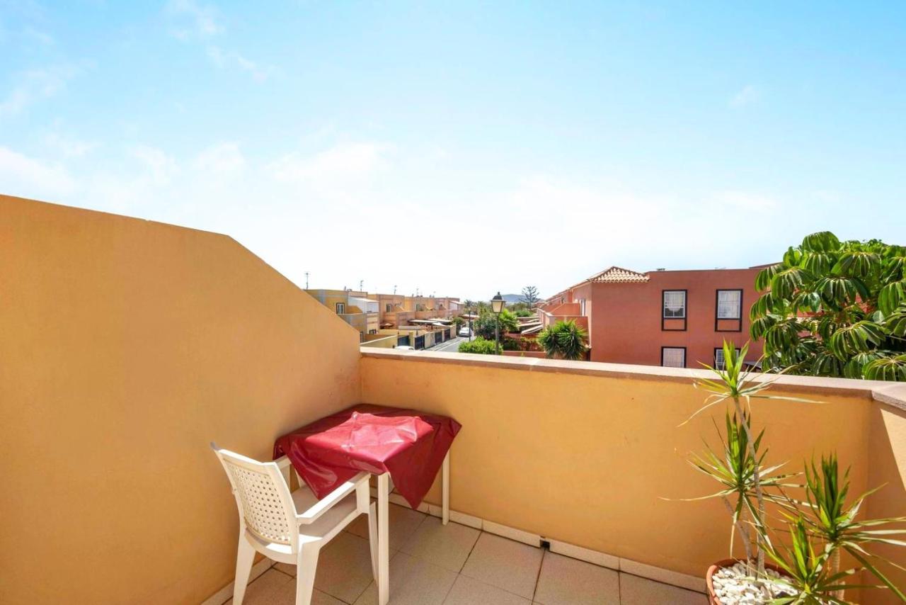 Remarkable 2-Bed House In Arona Arona  Exteriér fotografie